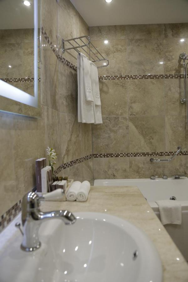 Hotel Coop,