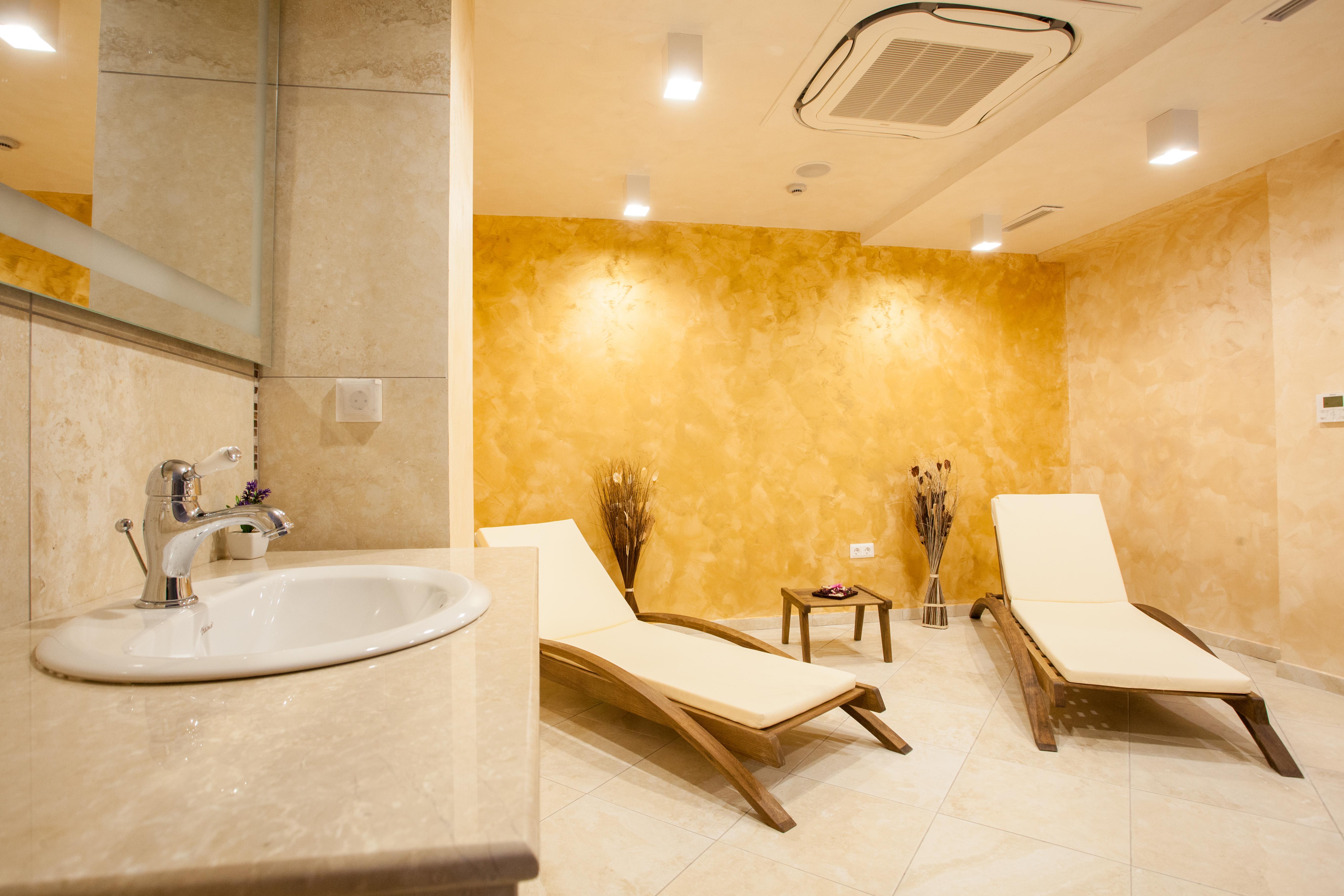 Coop, Hotel 4*